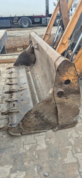 Багер Case, снимка 3