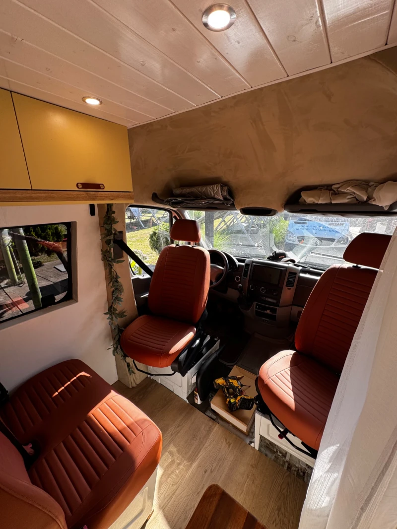 Кемпер Mercedes-Benz, снимка 8 - Каравани и кемпери - 52729021