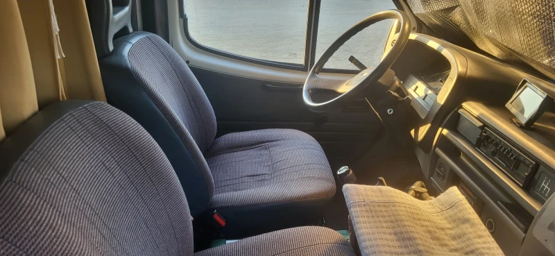 Кемпер Ford, снимка 3 - Каравани и кемпери - 53321721