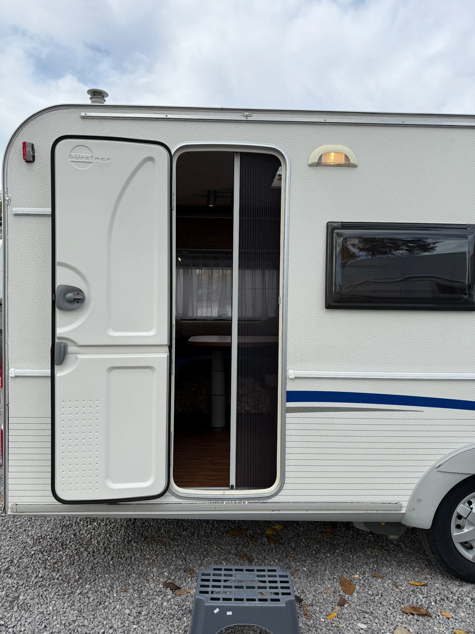 Каравана Burstner Averso 450TS - изображение 8