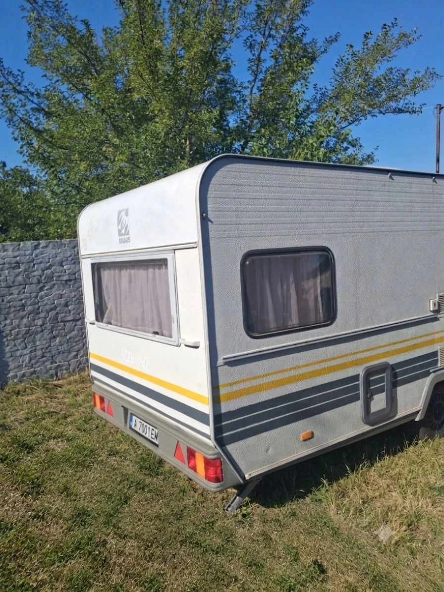 Каравана Knaus, снимка 2 - Каравани и кемпери - 55748630