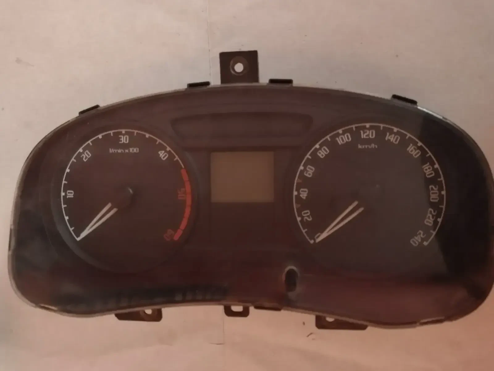 V2823466 километражно табло за SKODA FABIA II 5J0920800C  5J0920 800C   | Mobile.bg — изображение 1