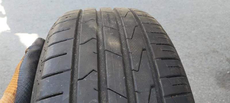 Гуми Летни 215/55R16, снимка 1 - Гуми и джанти - 33033942