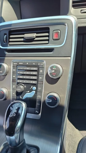 Volvo V60, снимка 12