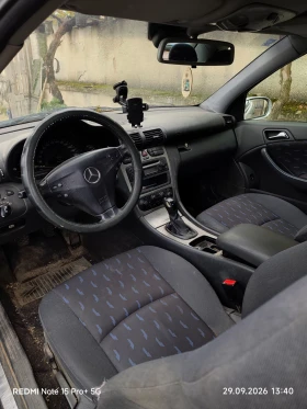 Mercedes-Benz C 220, снимка 9