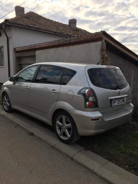 Toyota Corolla verso 2.2 D4D, снимка 6