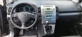 Toyota Corolla verso, снимка 10