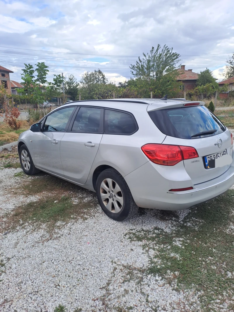 Opel Astra, снимка 3 - Автомобили и джипове - 52496704
