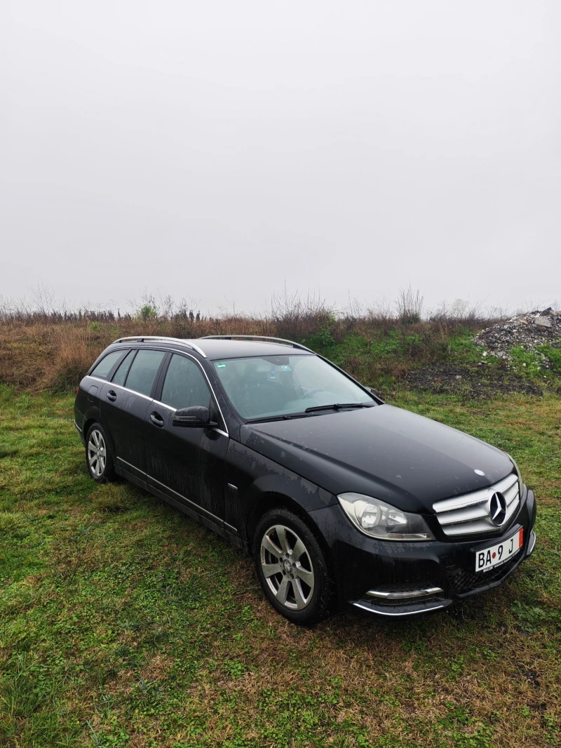 Mercedes-Benz C 220 2.2 D, снимка 6 - Автомобили и джипове - 52939345