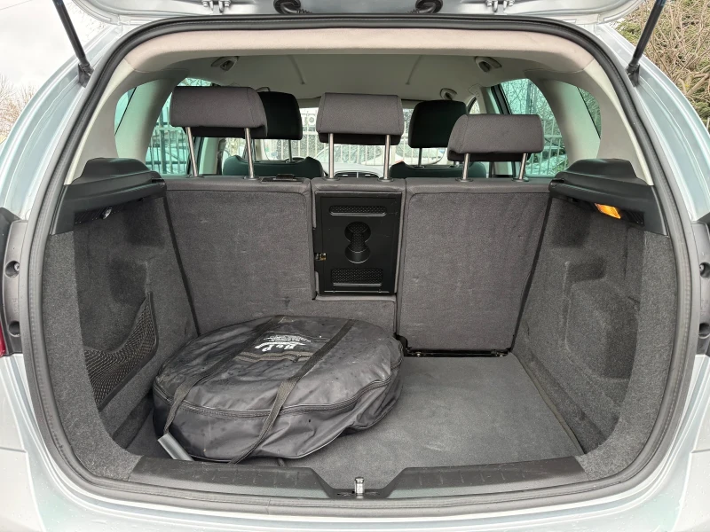 Seat Altea 1.4i EcoGas Comfort Line, снимка 17 - Автомобили и джипове - 53247605