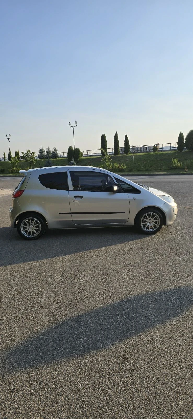 Mitsubishi Colt  - изображение 4