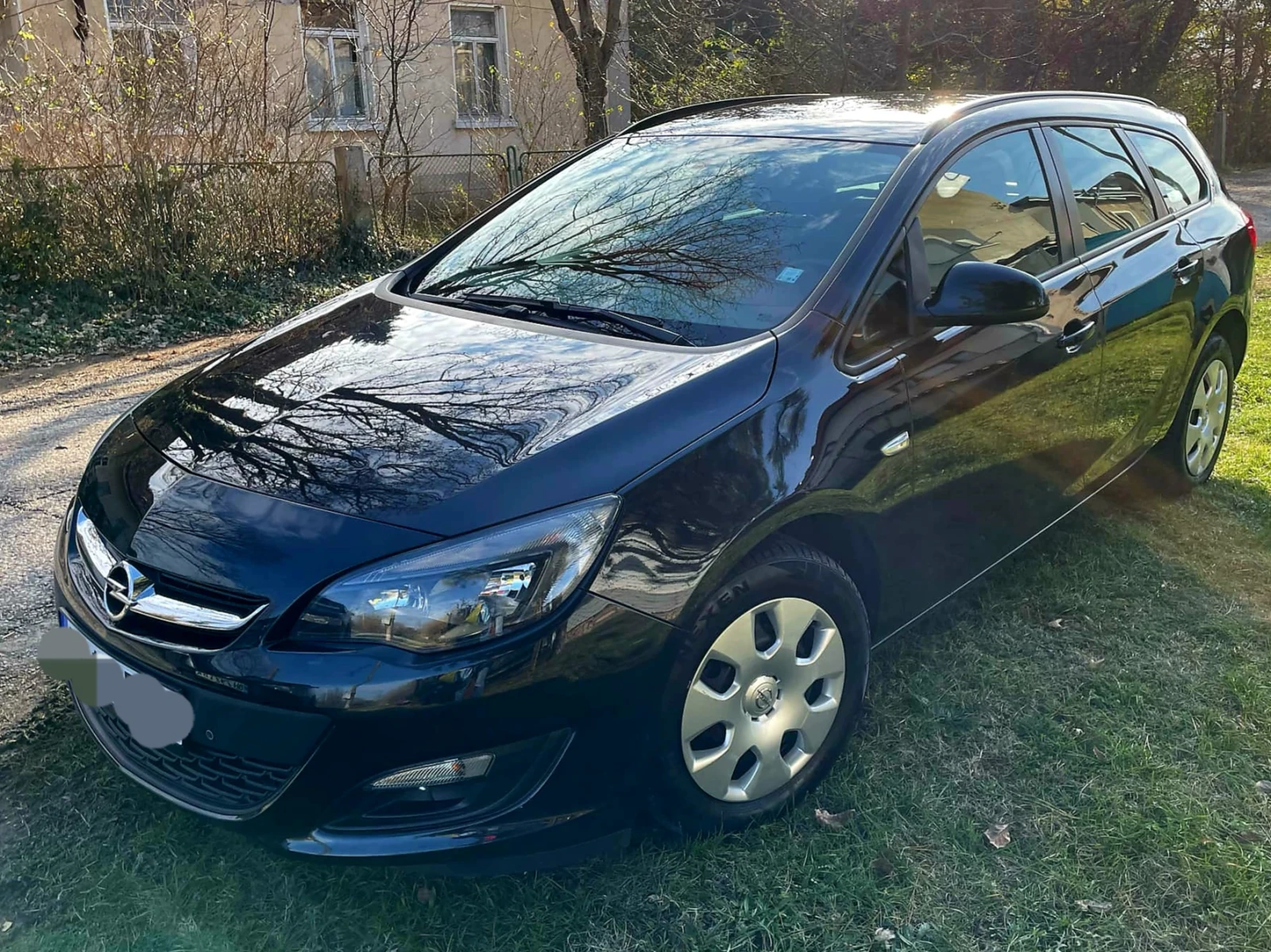 Opel Astra J, снимка 1