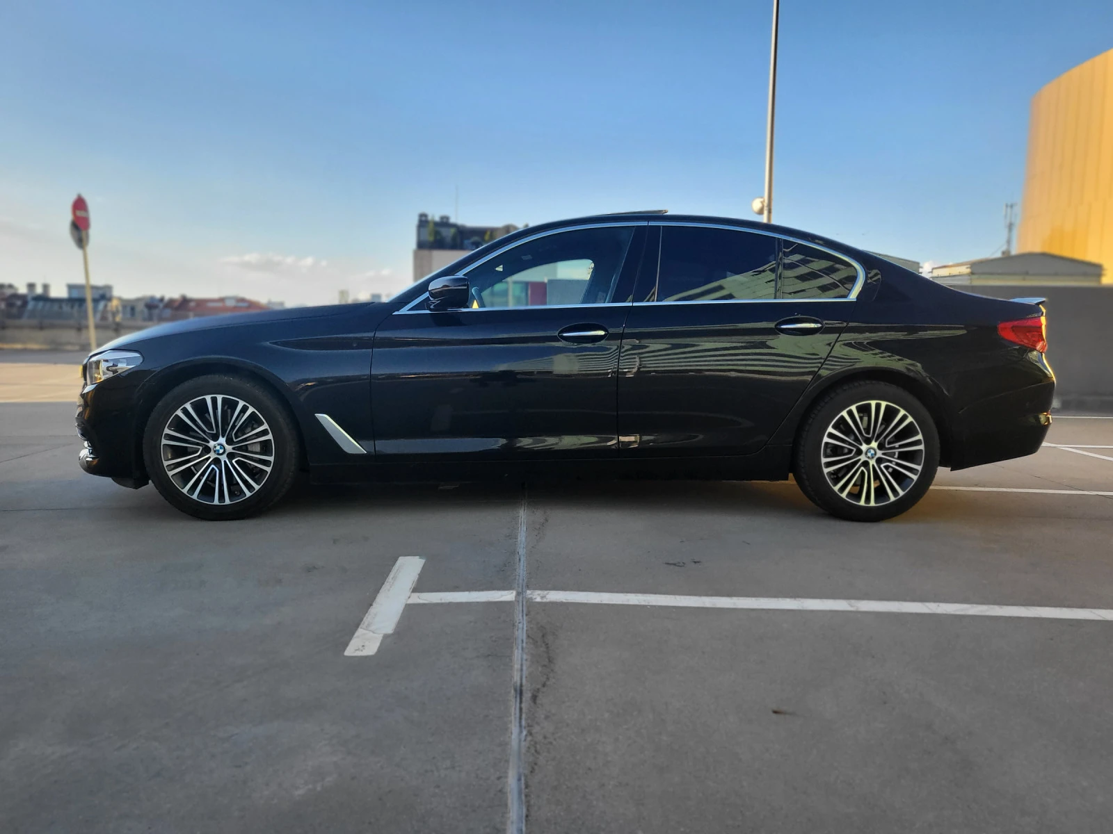 BMW 530 Sport line  - изображение 7