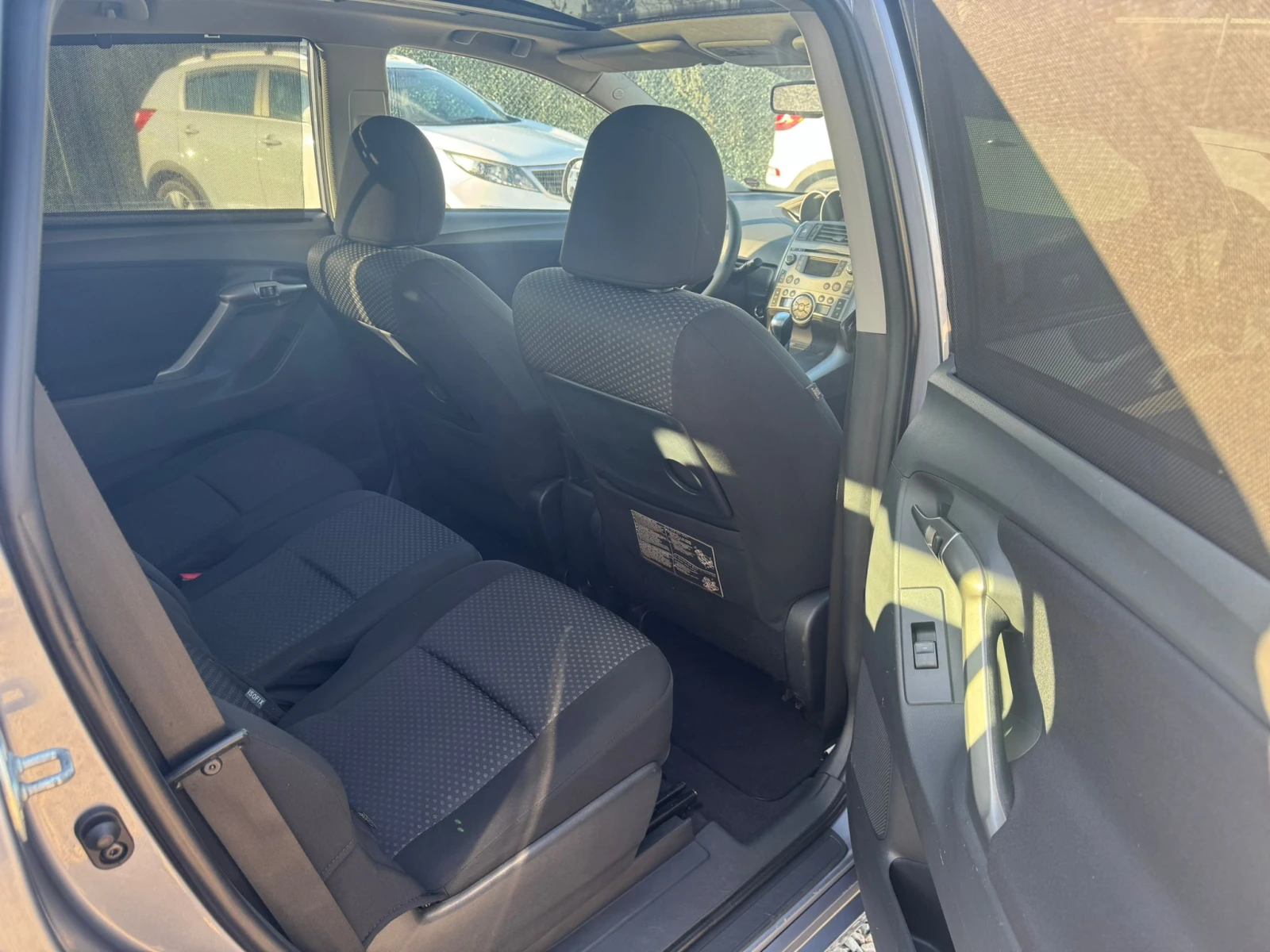 Toyota Corolla verso / ITALIA | Mobile.bg — изображение 13