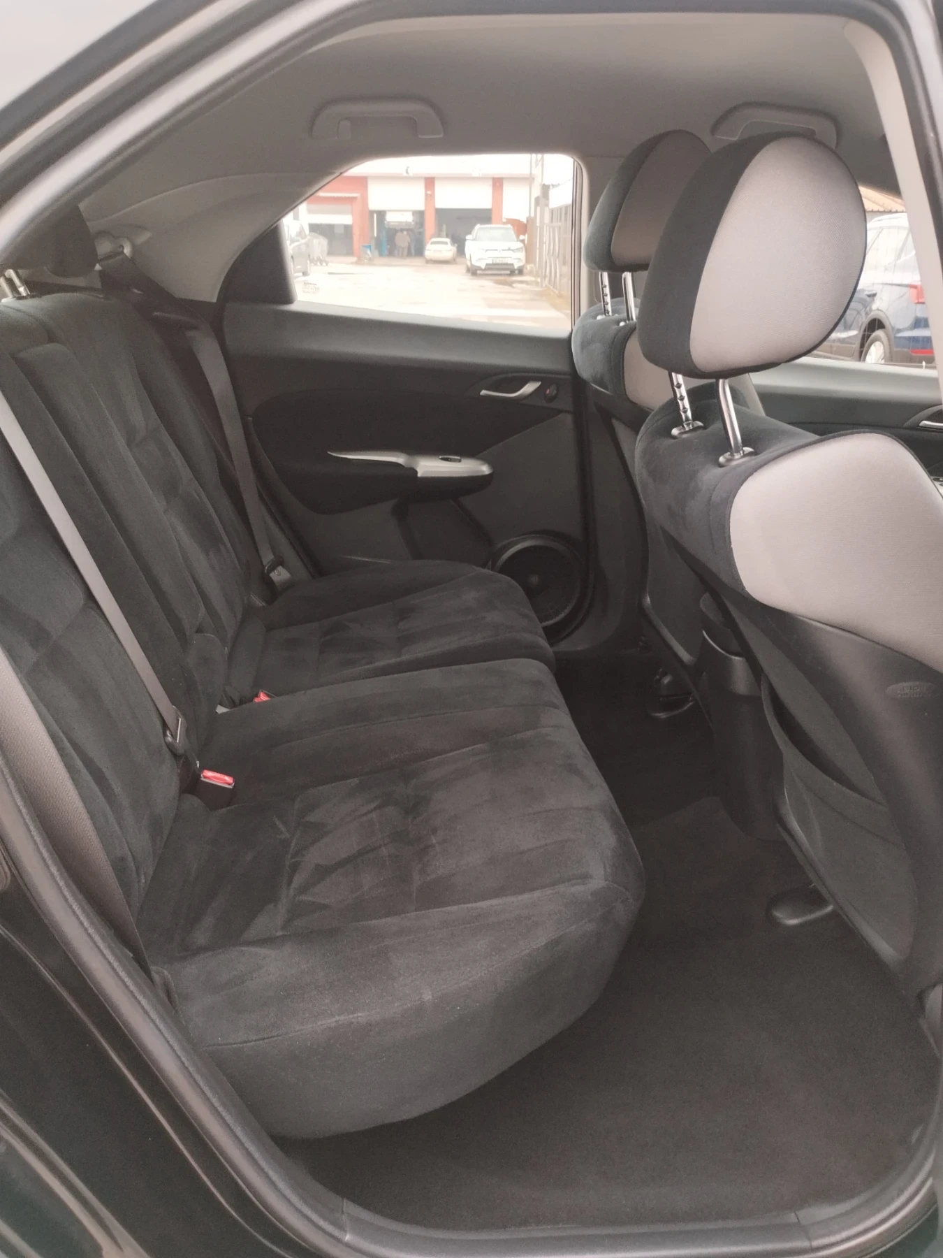 Honda Civic 1.8 бензин комфорт  - изображение 10