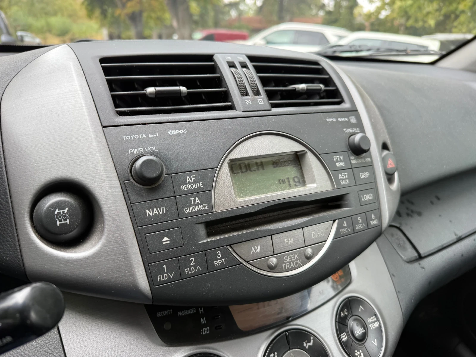 Toyota Rav4 БАРТЕР* 2.2d4d* 136* Игалия*  | Mobile.bg — изображение 16