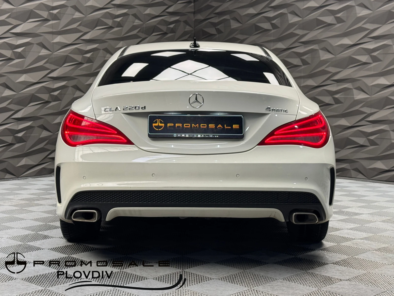 Mercedes-Benz CLA 220 4Matic AMG - изображение 4