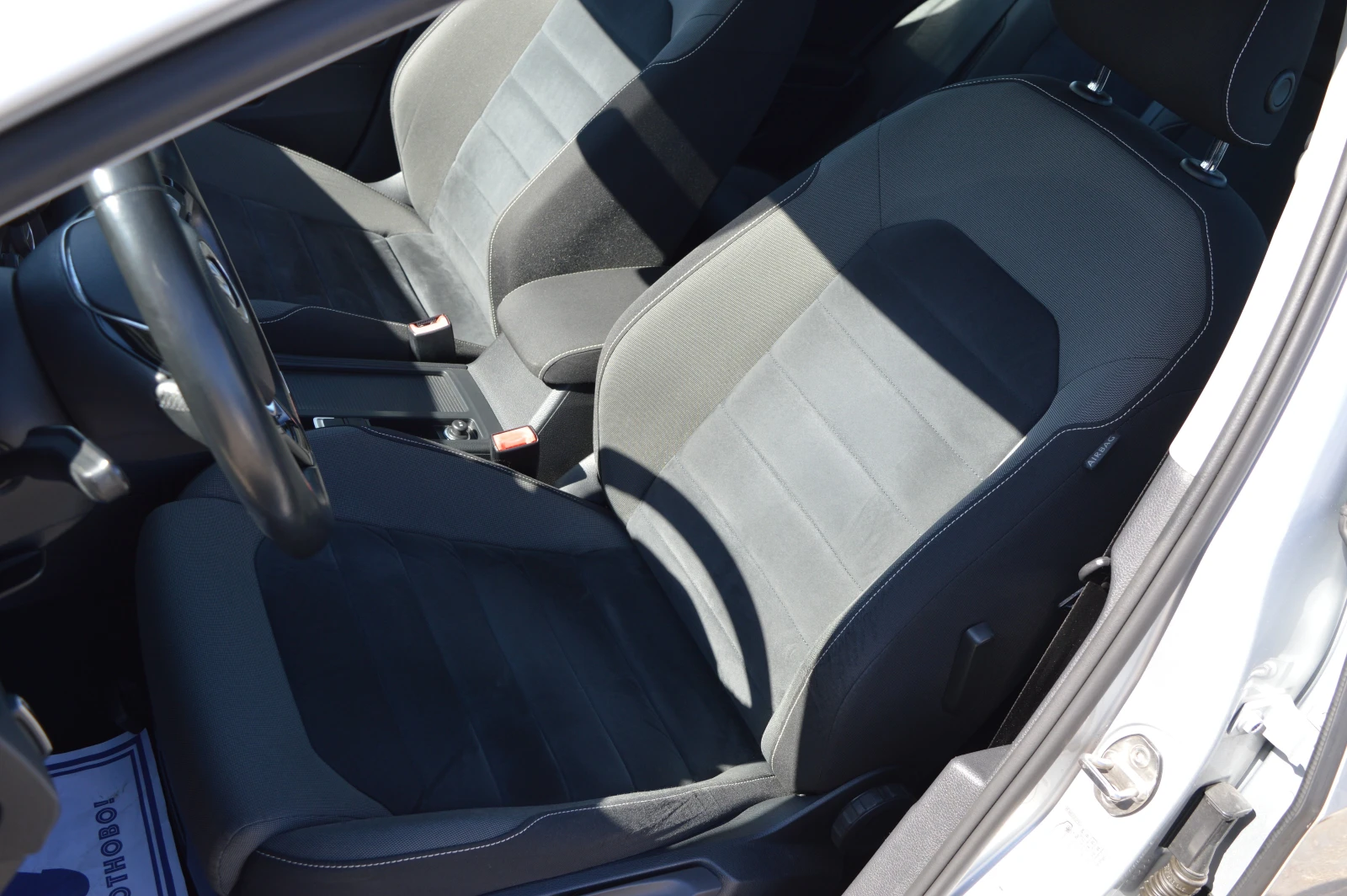 VW Golf 2.0TDI-DSG-HIGHLINE - изображение 7