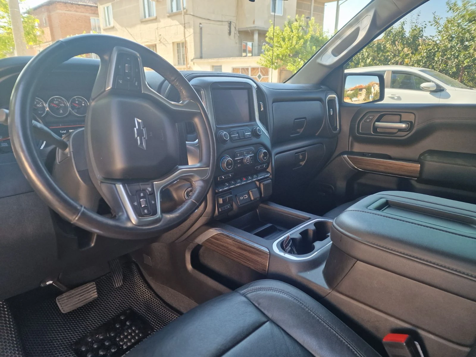 Chevrolet Silverado  - изображение 6