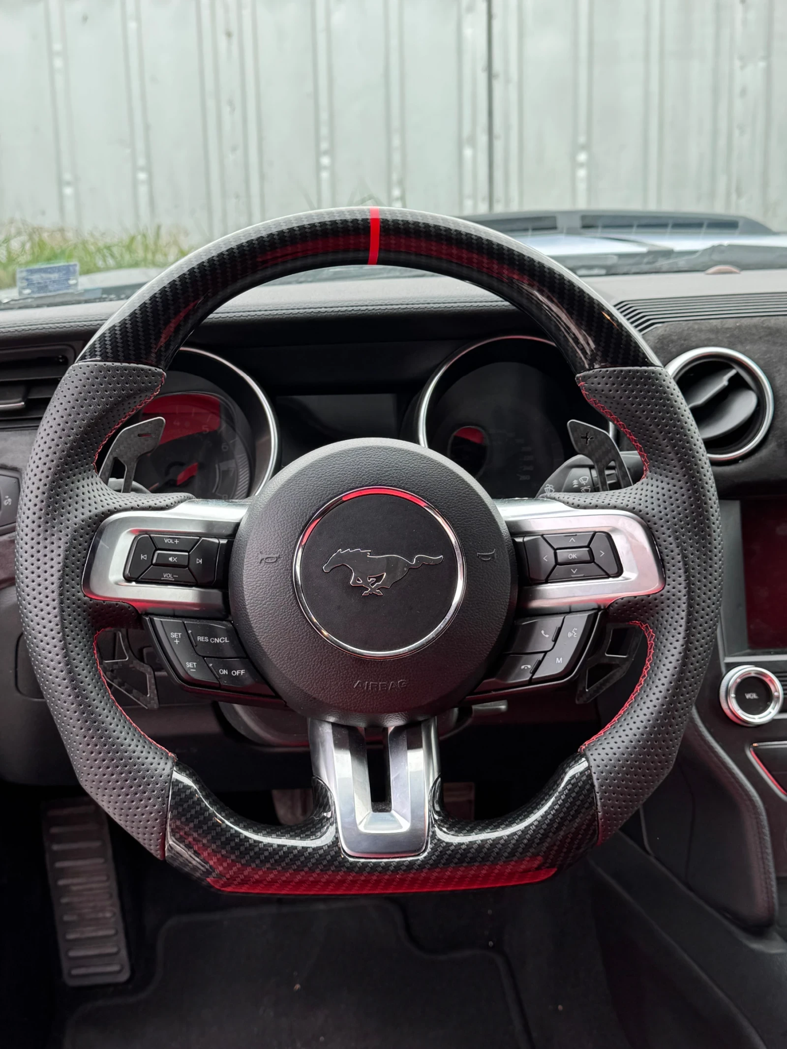 Ford Mustang Ecoboost - изображение 10