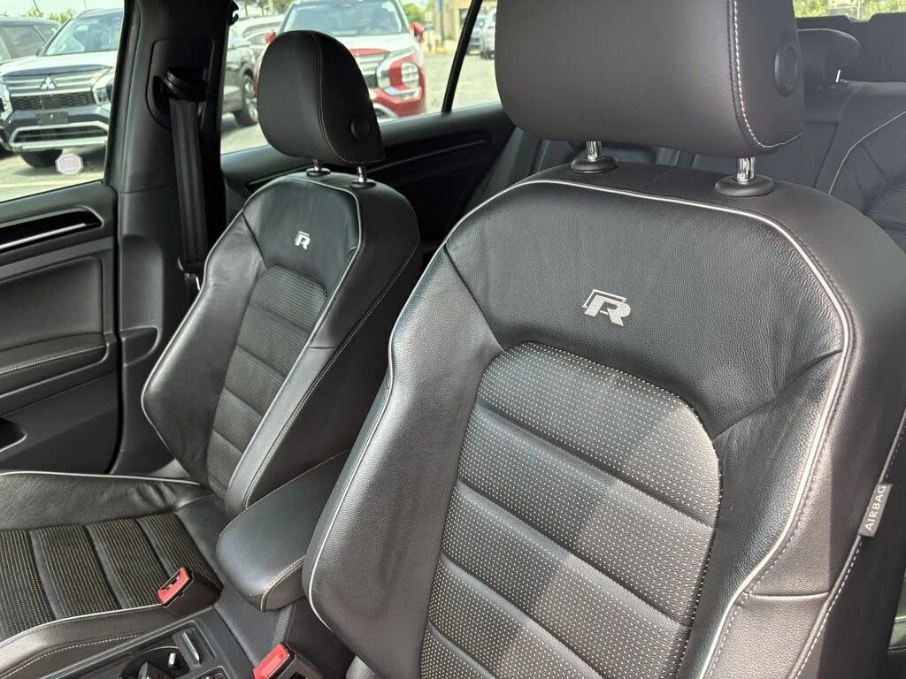 VW Golf *  *    *   *  | Mobile.bg   11