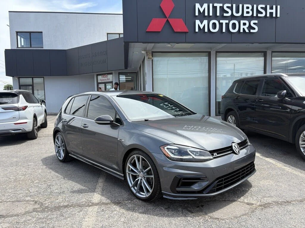 VW Golf * АВТО КРЕДИТ* ЦЕНА ДО БГ * Сервизна история *  - изображение 3