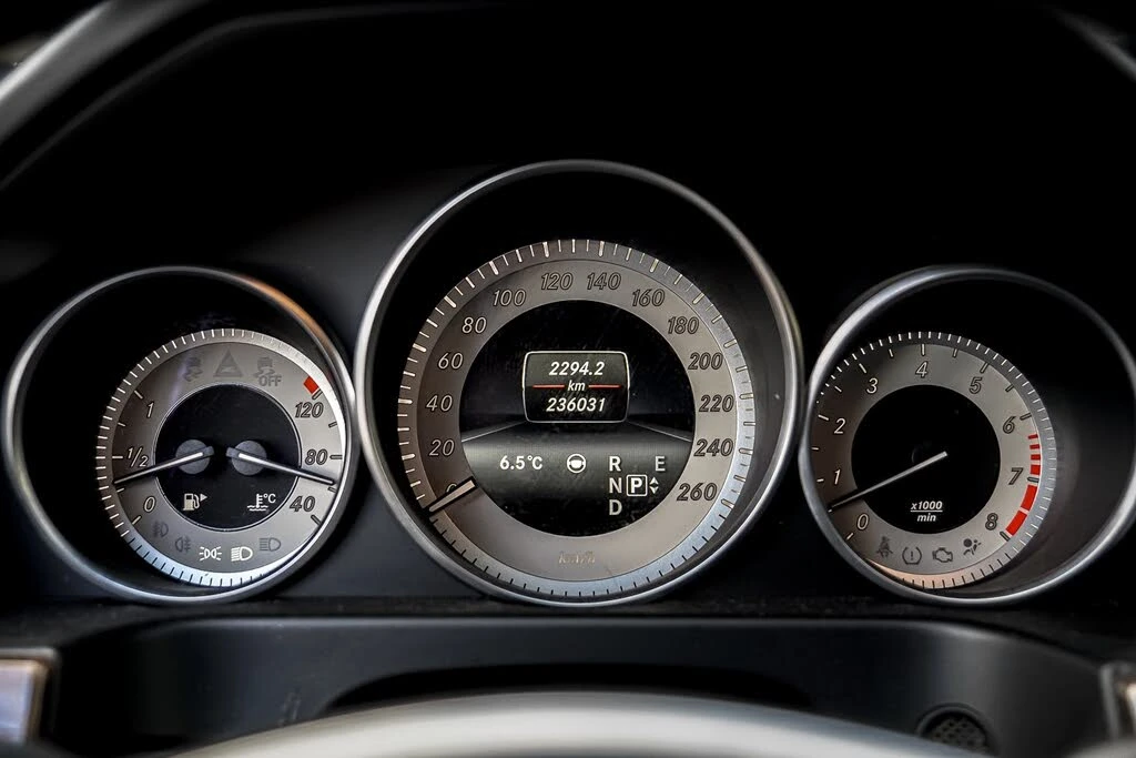 Mercedes-Benz E 500 DISTRONIC, PANORAMA, HARMAN/KARDON, O, AMB | Mobile.bg   13