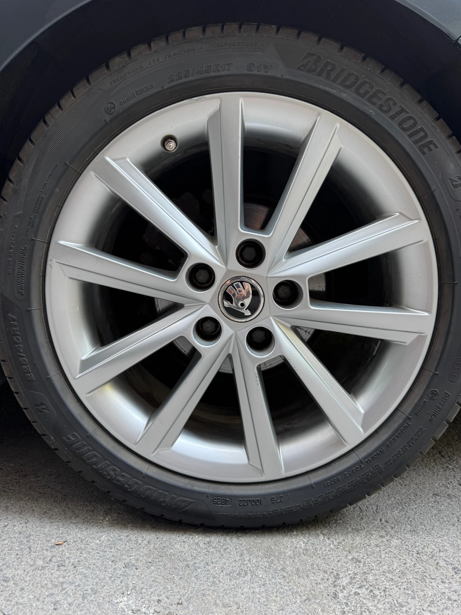Skoda Octavia, снимка 13 - Автомобили и джипове - 55984147
