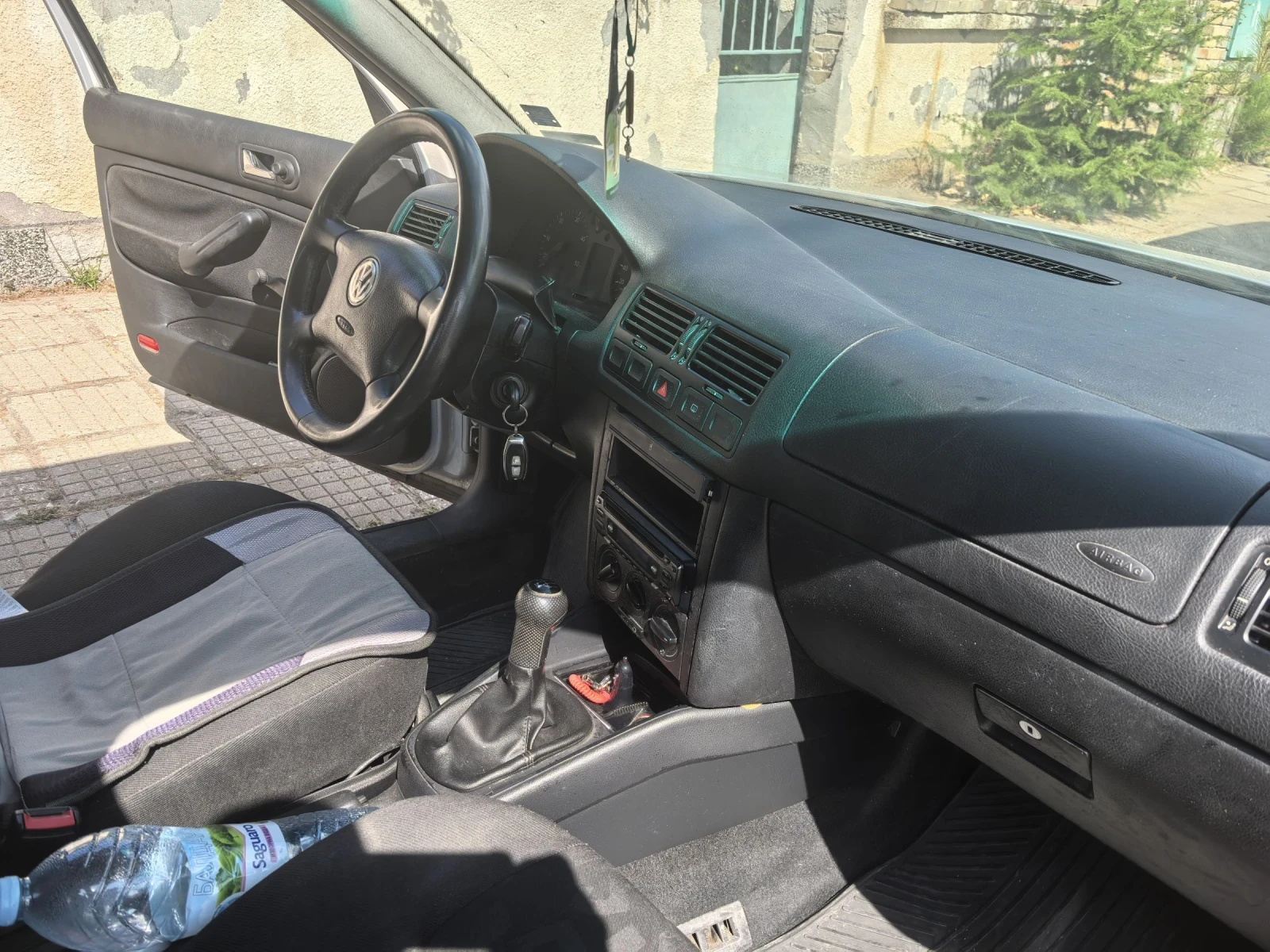 VW Bora, снимка 6 - Автомобили и джипове - 53879146