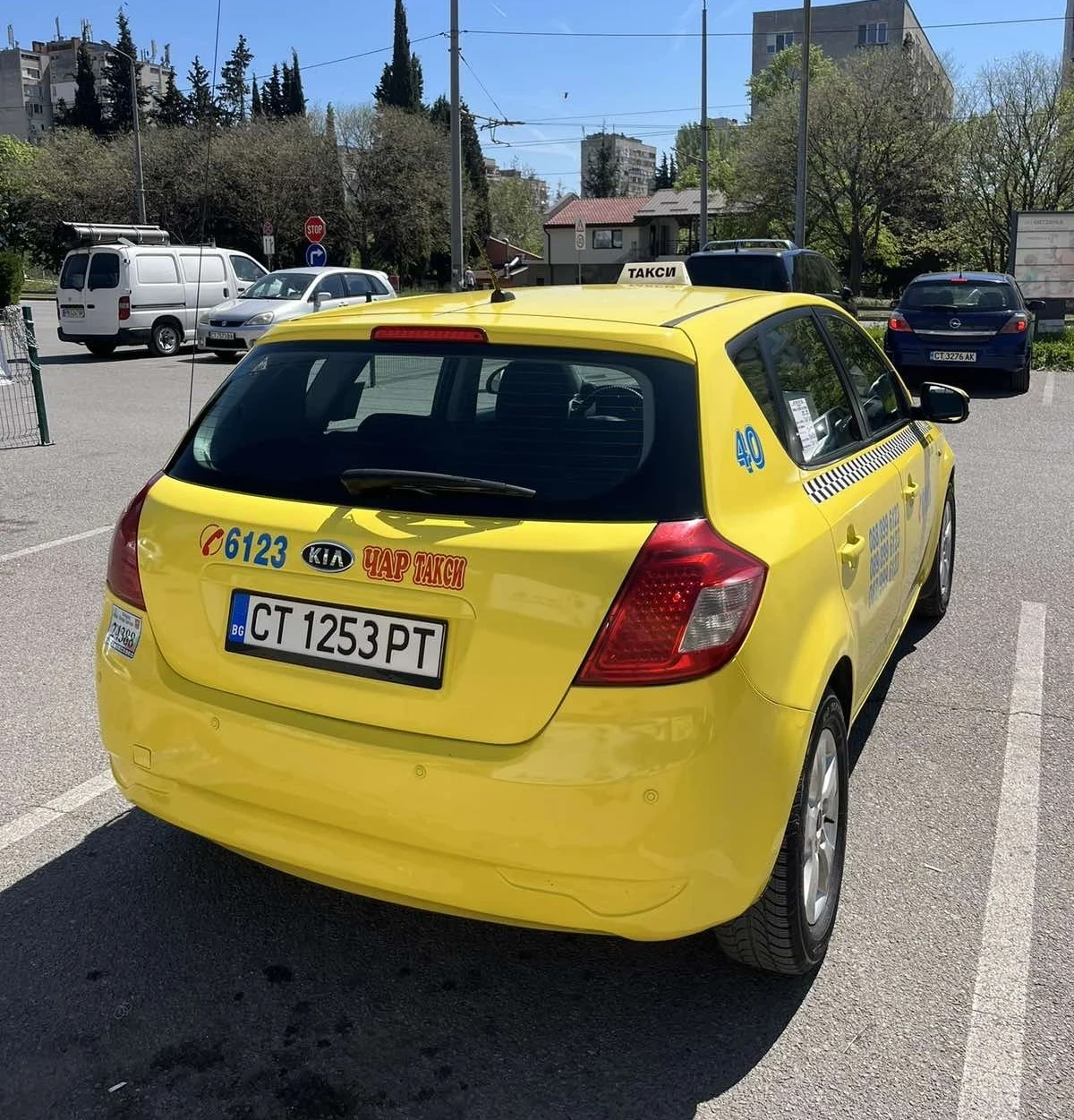 Kia Ceed 1.4 GAZ/BENZIN, снимка 5 - Автомобили и джипове - 54080237