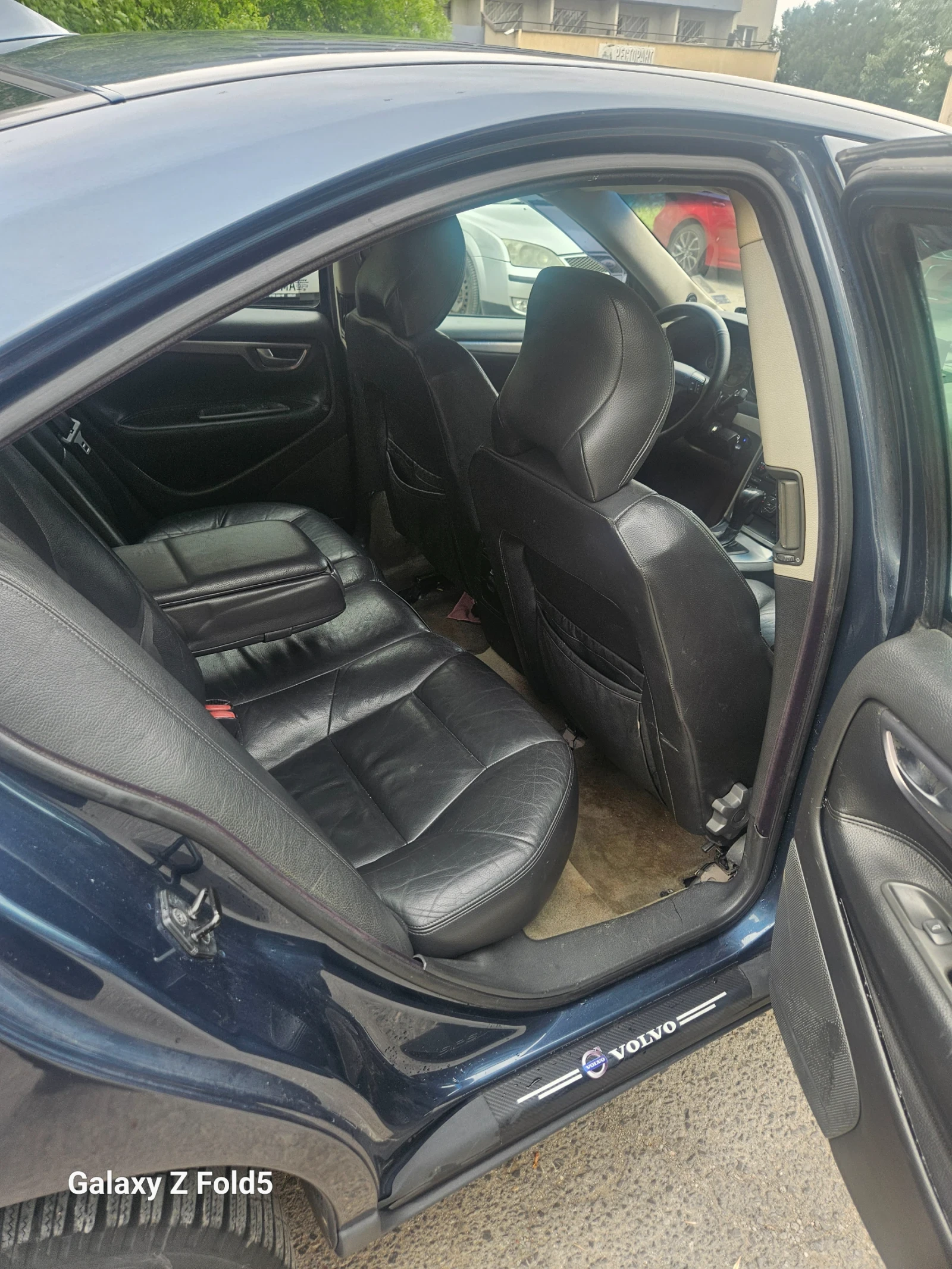 Volvo S60 2.5 турбо4?4.бензин-газ, снимка 11 - Автомобили и джипове - 54427008