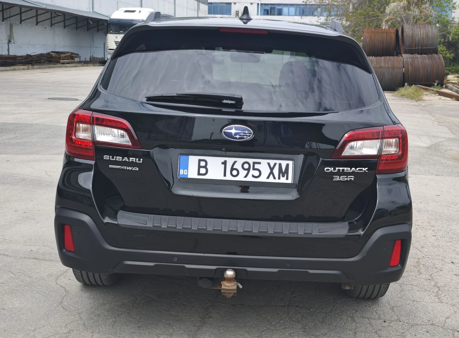 Subaru Outback 3.6R Touring, снимка 6 - Автомобили и джипове - 54512054