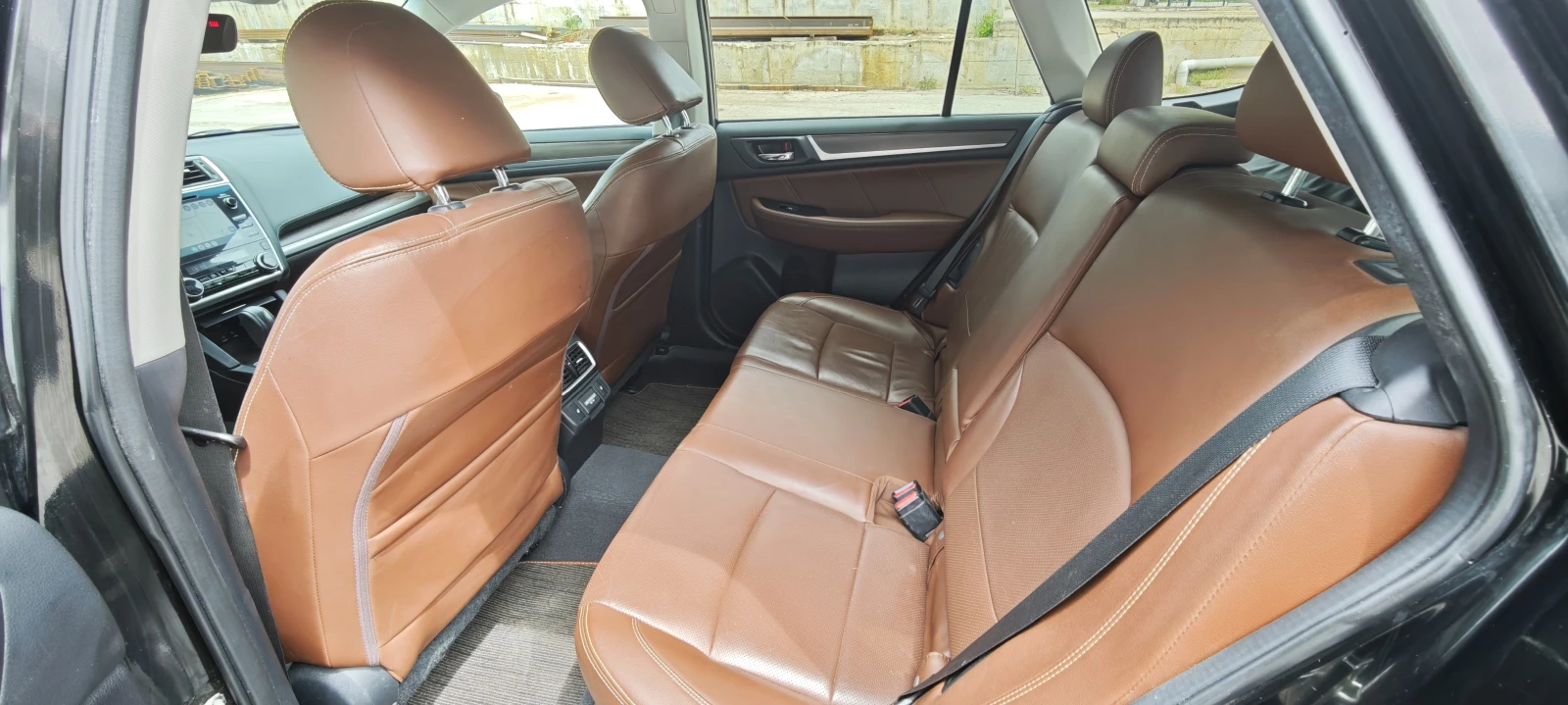 Subaru Outback 3.6R Touring, снимка 14 - Автомобили и джипове - 54512054