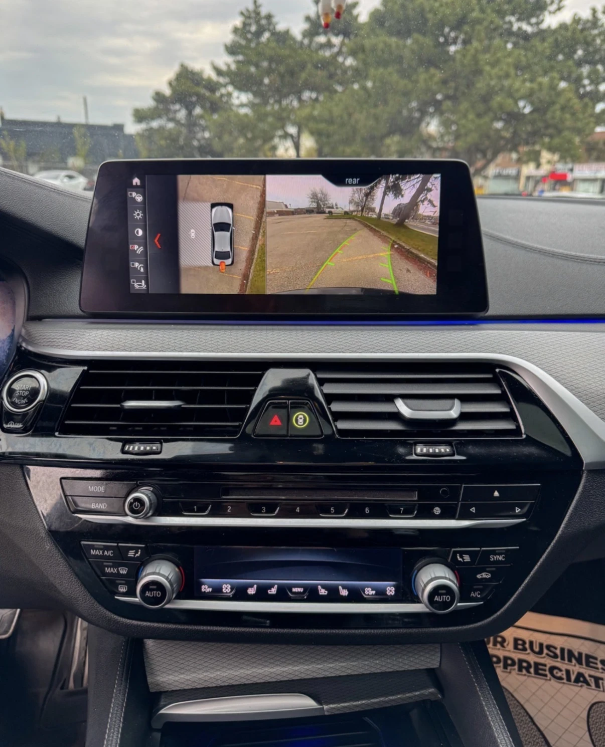 BMW 540 M ПАКЕТ * ОБДУХВАНЕ * МАСАЖ * HEAD UP * H&K * 360*, снимка 6 - Автомобили и джипове - 54528872