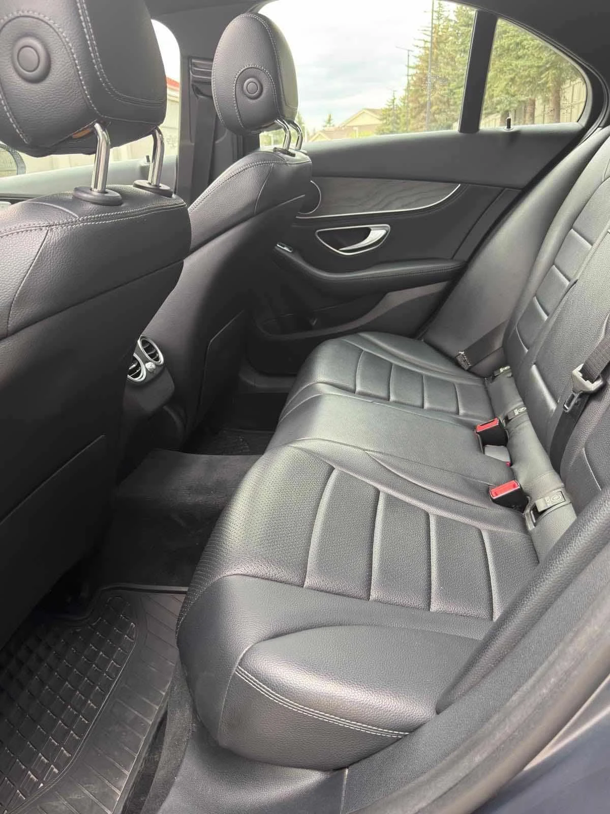 Mercedes-Benz C 300 * ПОДГРЕВ* КАМЕРА* ПАНОРАМА* , снимка 15 - Автомобили и джипове - 54603253