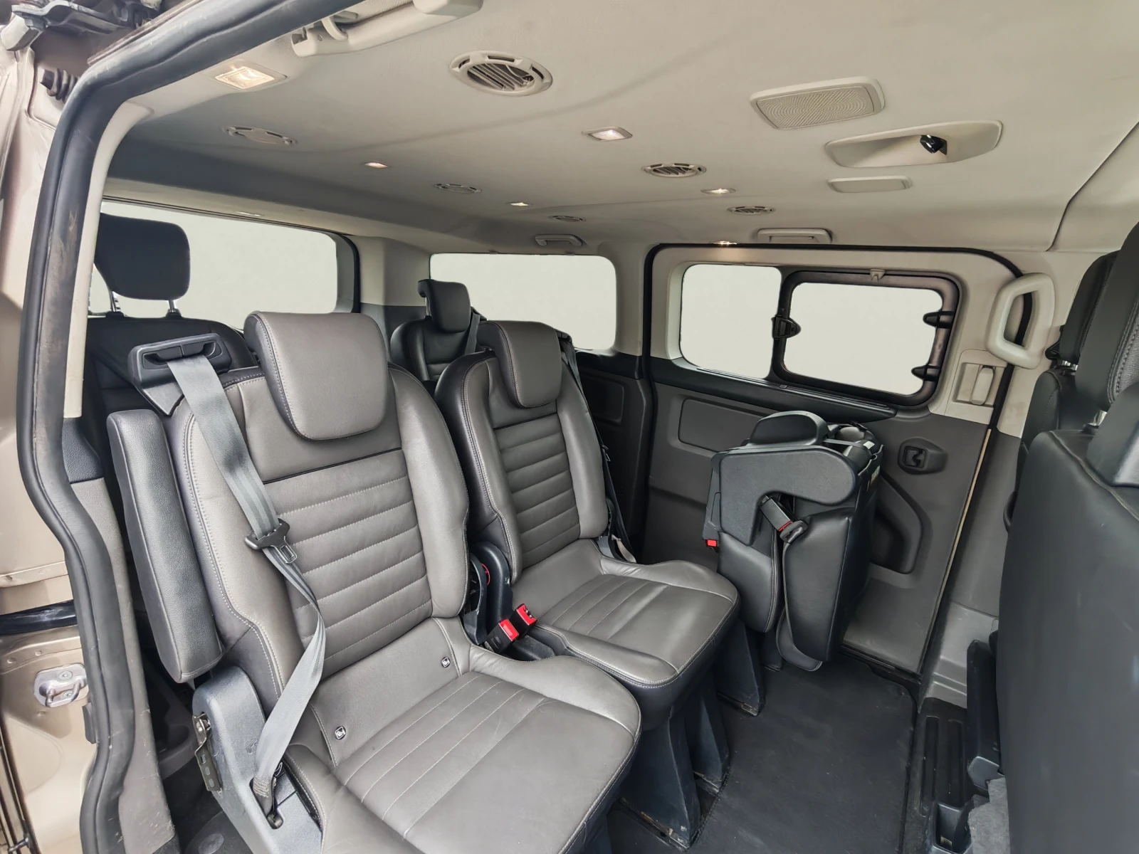 Ford Transit Custom 2.0 TDCi, снимка 9 - Автомобили и джипове - 54656025