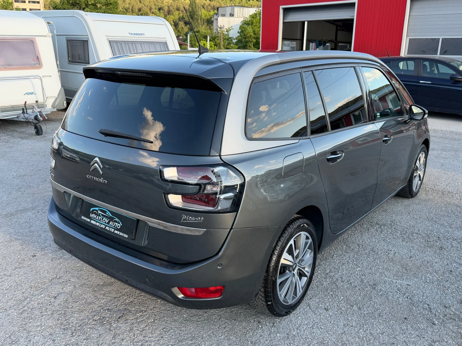 Citroen Grand C4 Picasso 1.6HDI 7 МЕТСТА/МАСАЖ/КОЖА/З.КАМЕРА, снимка 3 - Автомобили и джипове - 54946787