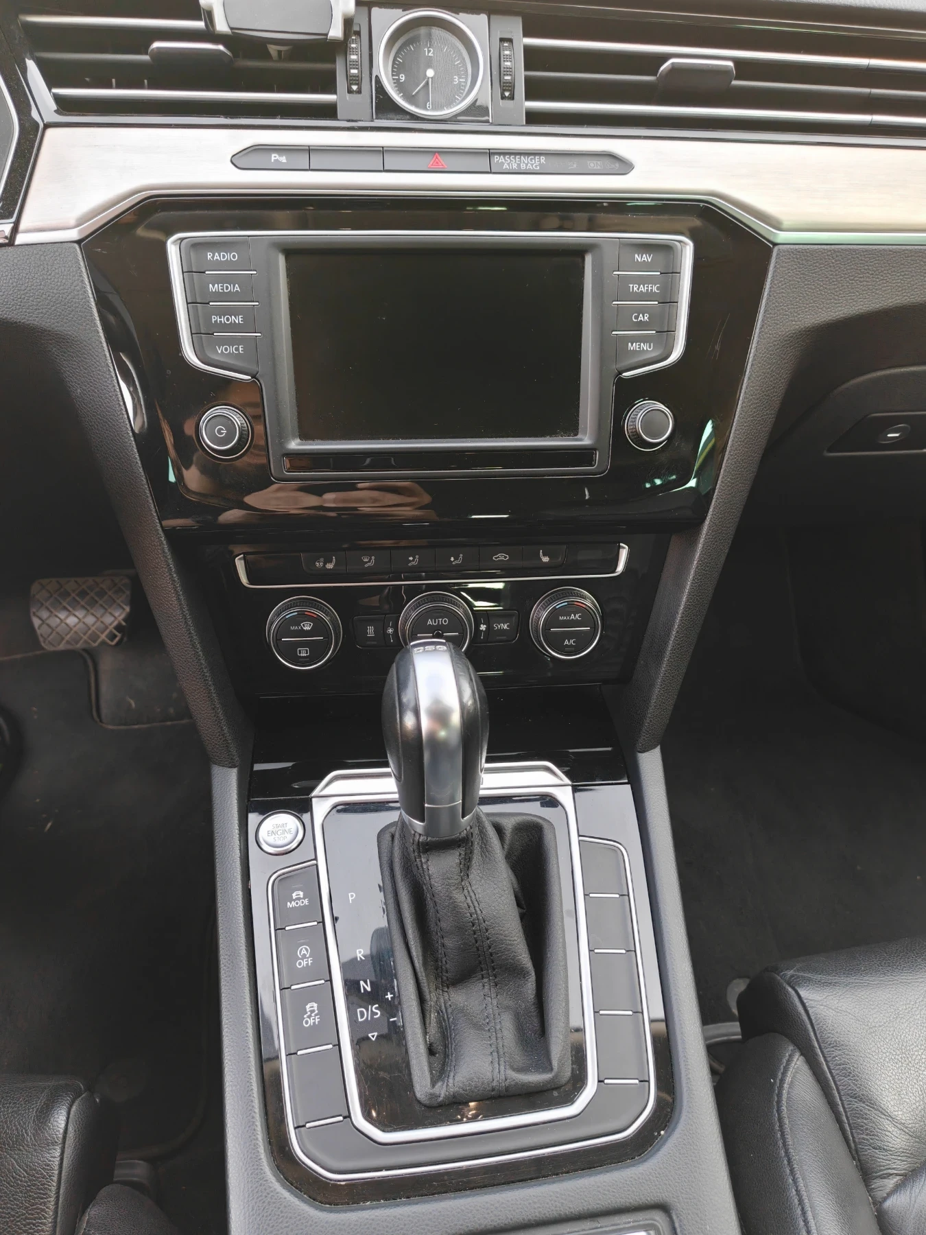 VW Passat 2.0TDI 190 hp. 4MOTION, снимка 7 - Автомобили и джипове - 55009147