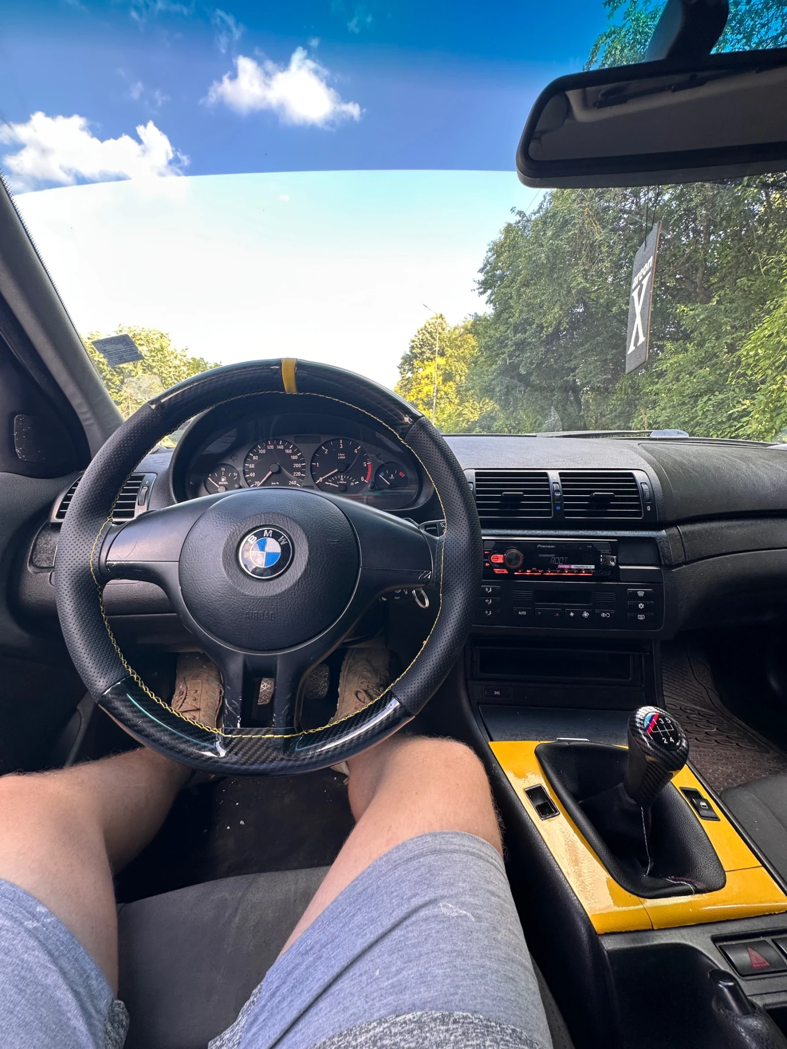 BMW 320, снимка 6 - Автомобили и джипове - 55154663
