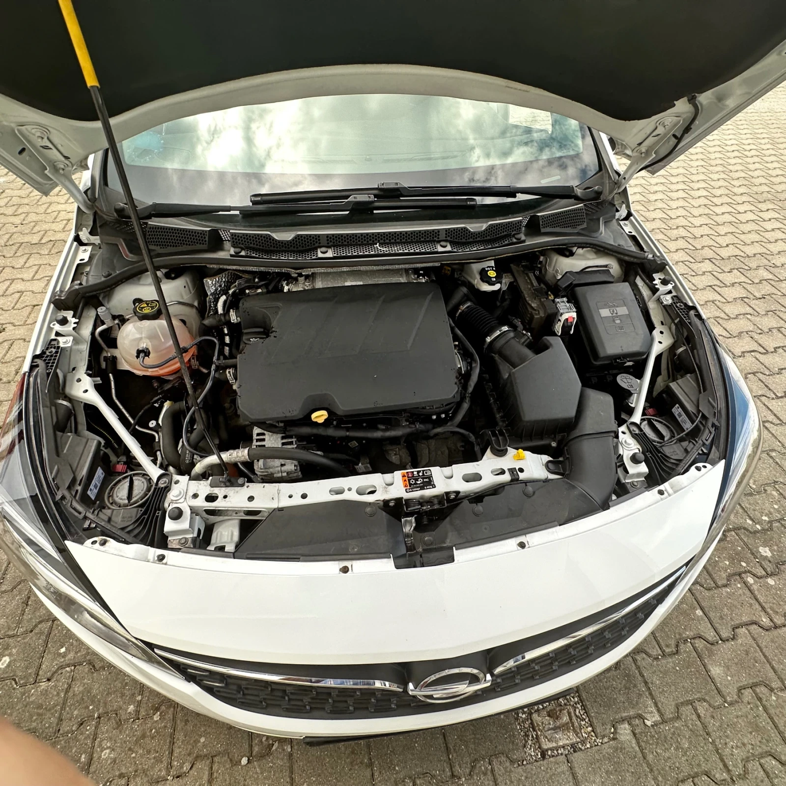 Opel Astra K Sports Tourer 1, 5 CDTI , снимка 10 - Автомобили и джипове - 55402362