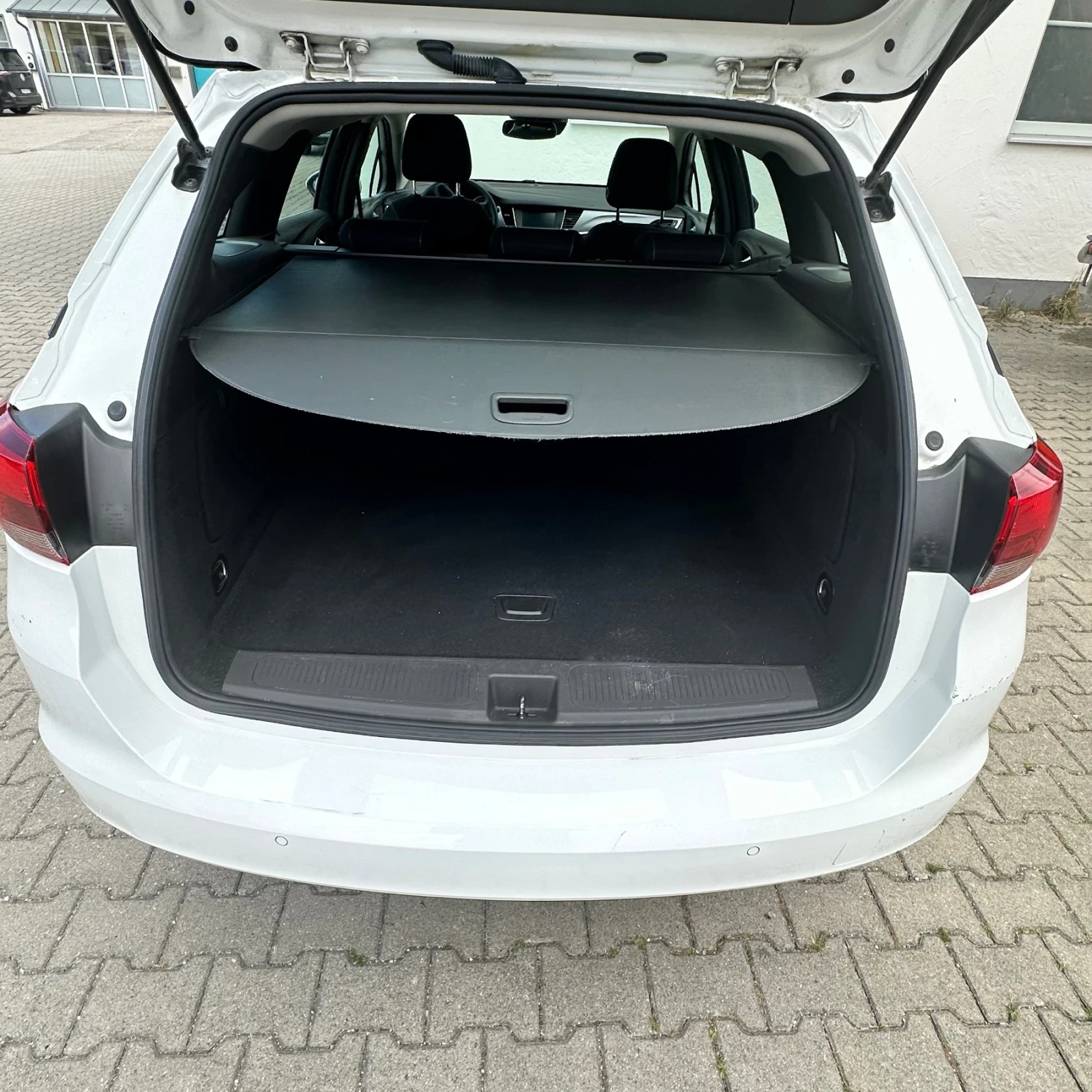Opel Astra K Sports Tourer 1, 5 CDTI , снимка 7 - Автомобили и джипове - 55402362