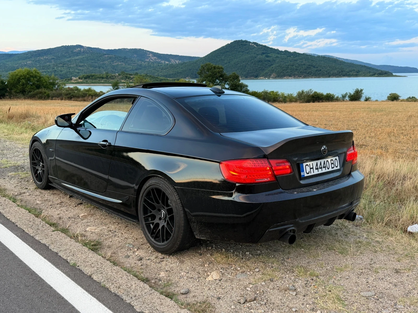 BMW 335 i * Carbon * LCI , снимка 3 - Автомобили и джипове - 55579374