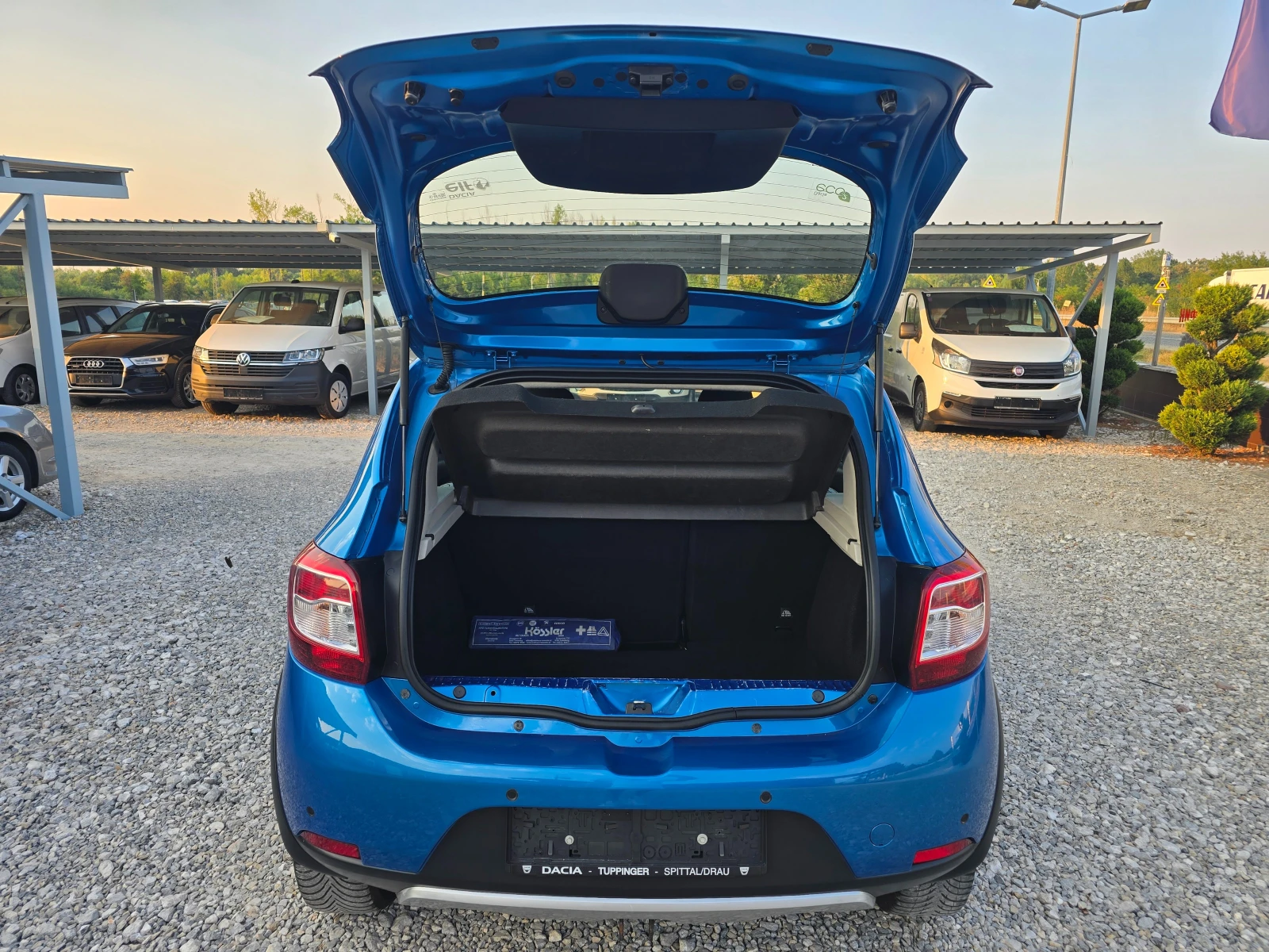 Dacia Sandero STEPWAY !!! НАВИГАЦИЯ !! , снимка 15 - Автомобили и джипове - 55768062