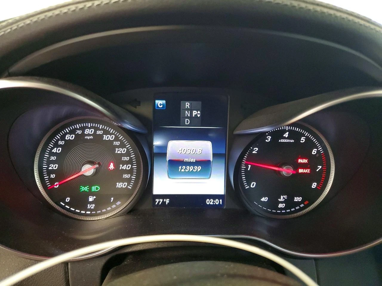 Mercedes-Benz C 300 2.0l 4Matic, снимка 9 - Автомобили и джипове - 56026328