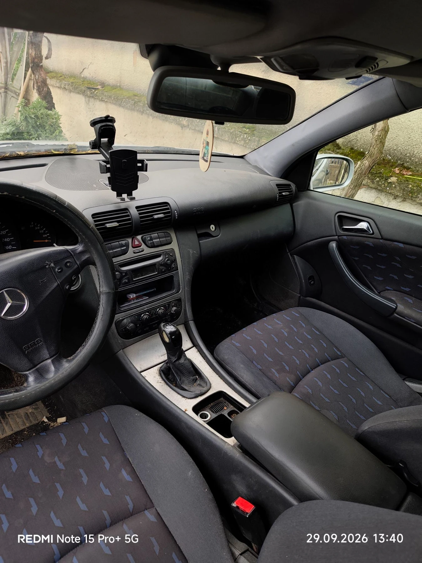 Mercedes-Benz C 220, снимка 10 - Автомобили и джипове - 56269797
