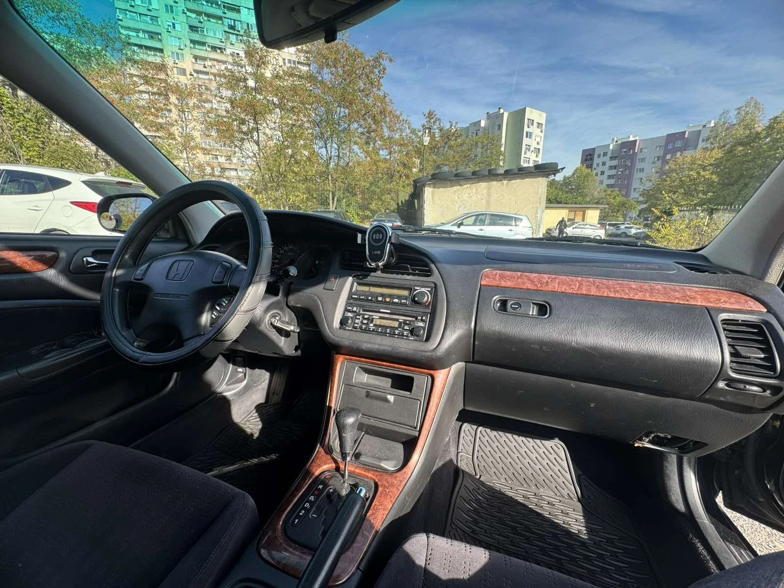 Honda Accord 2.3 LPG Automatik , снимка 17 - Автомобили и джипове - 56600644