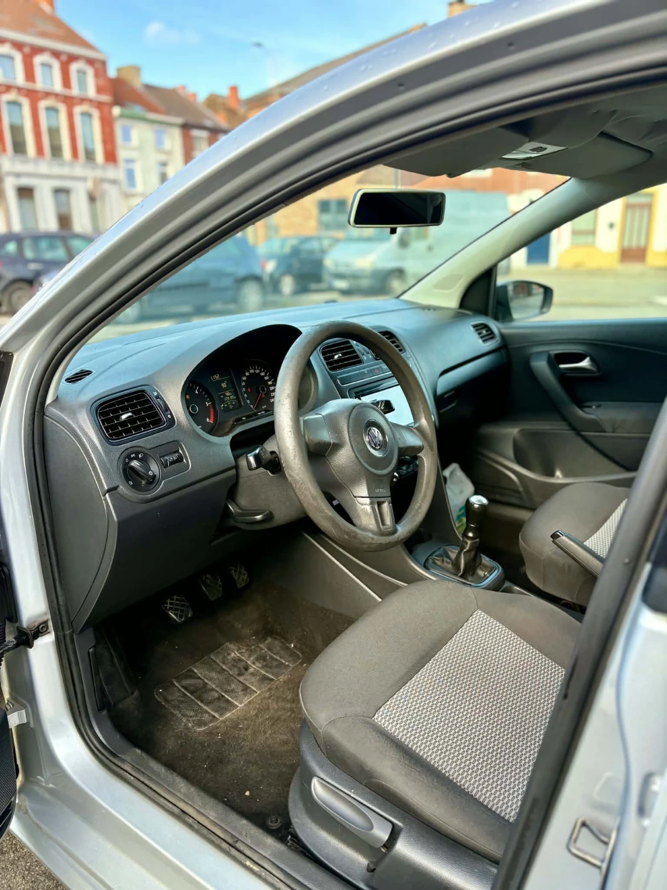 VW Polo, снимка 4 - Автомобили и джипове - 56664117