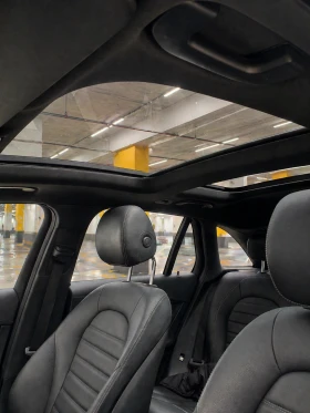 Mercedes-Benz GLC 220 4MATIC AMG / Panorama / Burmester / Camera / Full , снимка 7
