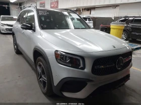  Mercedes-Benz GLA 25...