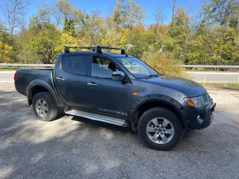 Mitsubishi L200, снимка 3 - Автомобили и джипове - 47919195